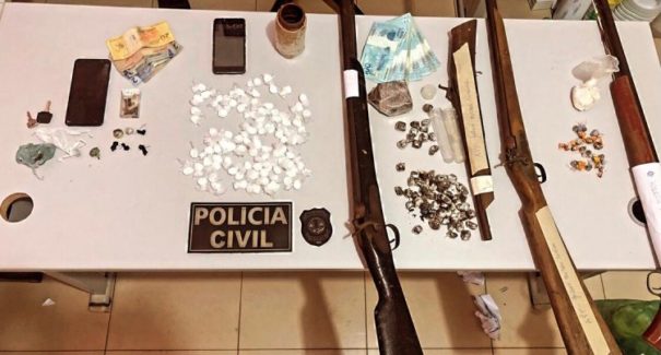 Seis pessoas são presas por suspeita de tráfico de drogas em Anajatuba