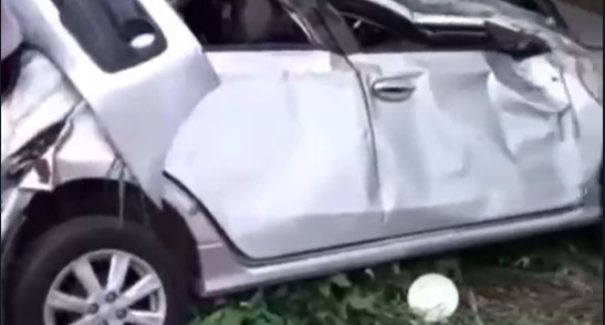 Vídeo: Acidente resulta em carro destruído na Avenida dos Portugueses
