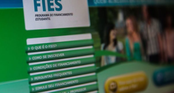 Fies: Prazo de renegociação vai até o dia 31 de janeiro