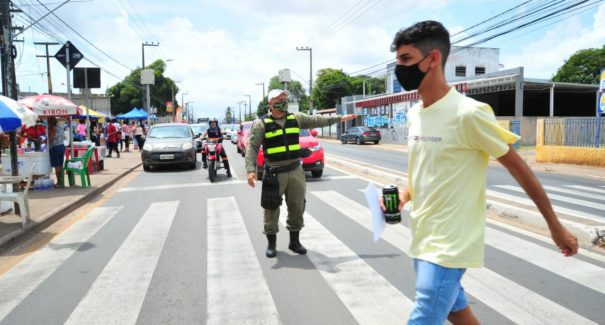 Primeiro dia do Enem contou com operação no trânsito