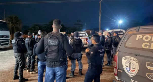 Dois homens são presos por suspeita de feminicídio e latrocínio