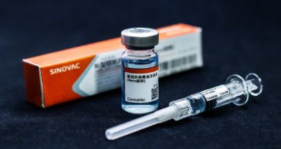 Vacina chinesa CoronaVac possui 78% de eficácia