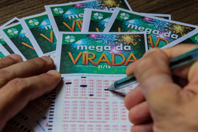 Mega da Virada: quem aposta sempre os mesmos números tem mais chances de  ganhar? Matemáticos explicam, Loterias