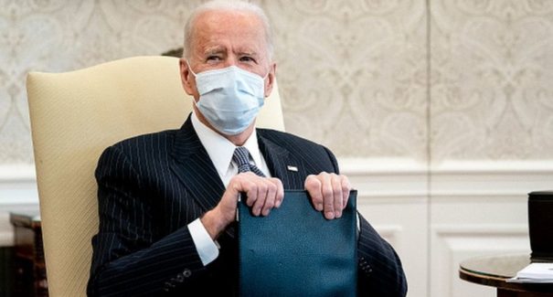 Dossiê recebido por Biden pede fim de acordo dos EUA sobre base de Alcântara