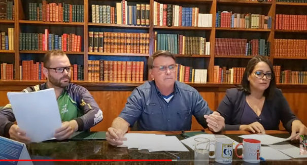 Bolsonaro diz vai enviar PF ao MA e Dino rebate