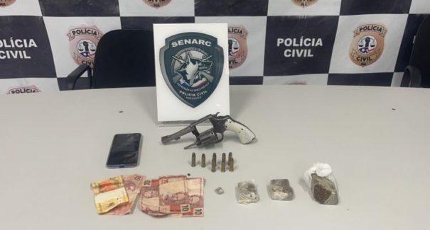 Operação da Senarc prende três pessoas por tráfico de drogas no Recanto Fialho
