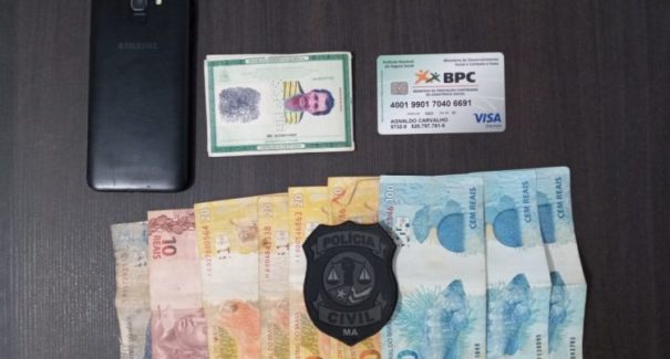 Presos dois homens por suspeita de fraudarem e utilizarem INSS de falecidos