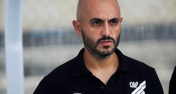 Ex Athlético-PR, Rafael Guanaes é o novo treinador do Sampaio