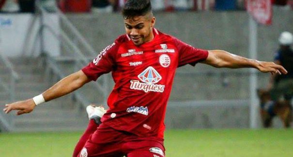 Sampaio anuncia mais três contratações para temporada 2021