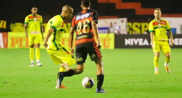 Em jogo de gols contra, Sampaio empata com Sport na Copa do Nordeste