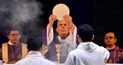 Cinzas e fé: Missa da Quaresma está mantida para esta quarta-feira