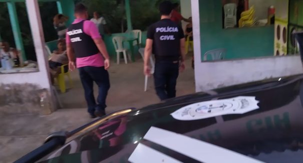 Polícia fiscaliza bares no interior do Maranhão