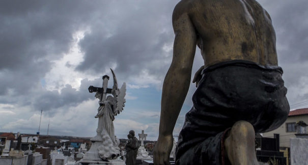 Justiça evita demolição de túmulos históricos em São Luís