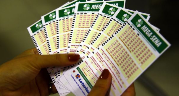 Ninguém acerta a Mega-Sena e prêmio acumula em R$ 41 milhões