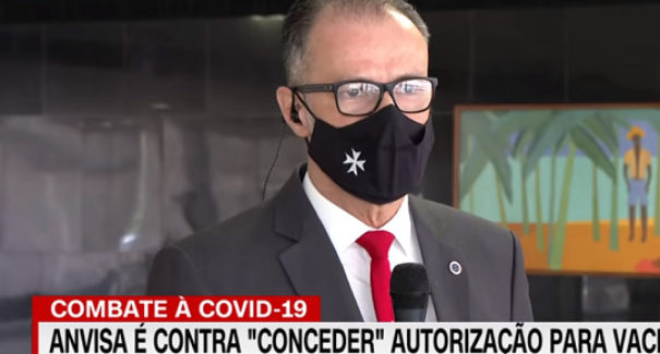 Diretor da Anvisa alertou sobre riscos da vacina contra a Covid-19? Checamos!