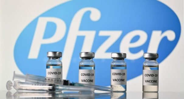 Pazuello pretende comprar vacinas da Pfizer nesta quarta-feira
