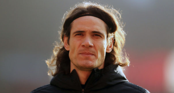 Técnico do United alimenta esperança de Cavani no Boca: “Não se decidiu ainda”