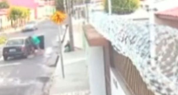 Vídeo: Homem tenta tirar vida de mulher no Piauí e é preso no Maranhão