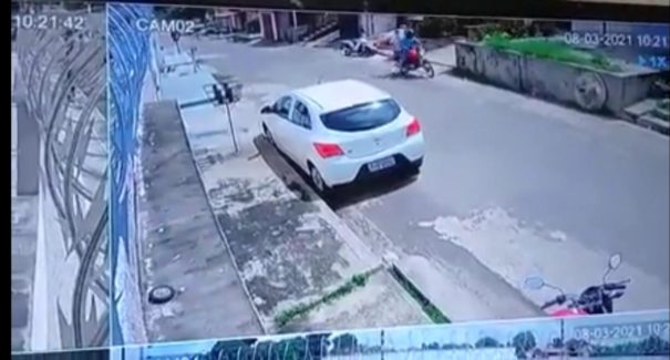 VÍDEO: Dupla mata a tiros um sargento reformado do Exército durante assalto
