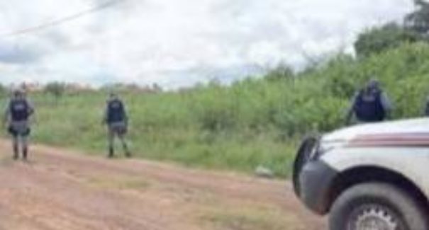 Homem morre após tentativa de assalto contra policial