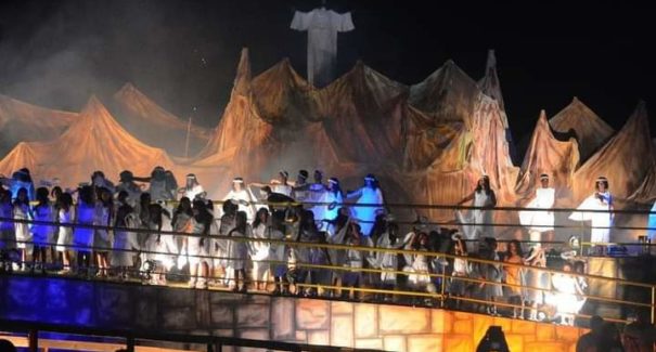Via Sacra: Grupo Grita pede ajuda para o teatro