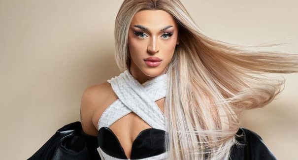 Você viu? Pabllo Vittar anunciou noivado durante show no BBB 21