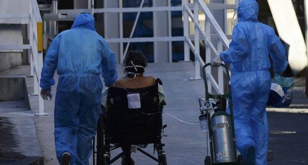 Brasil ultrapassa 400 mil mortos por covid-19