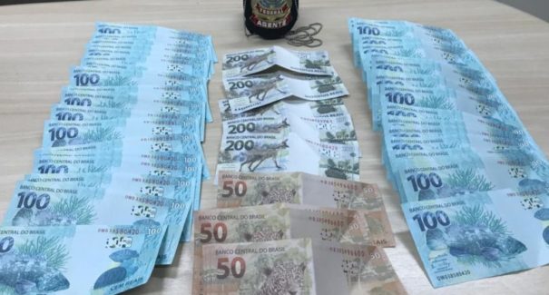Cédulas falsas chegavam pelos Correios