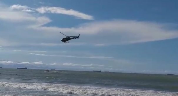 Corpo do jovem que se afogou na praia do Araçacy é encontrado