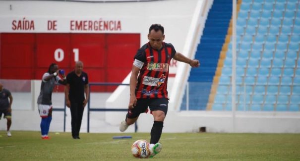 Júnior Amorim aguarda regularização de reforços para ‘Superclássico’