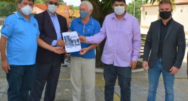 Estátua do Trabalhador será reconstruída em Barreirinhas