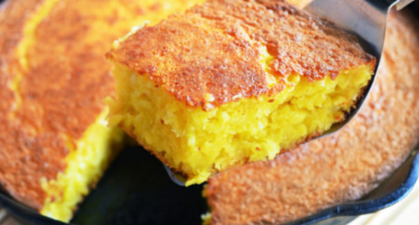 Bolo cremoso de milho