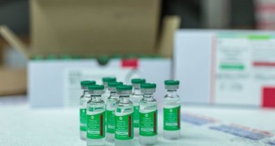 Embaixada da China libera envio de novos lotes de insumos para produção de vacina