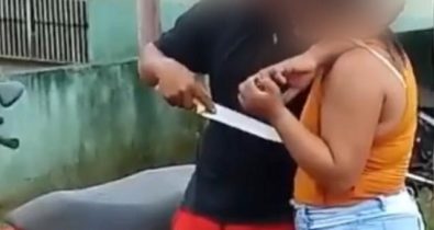 Homem é preso após ameaçar com faca ex-mulher