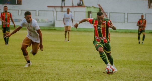 Pinheiro perde pênalti e empata com Sampaio nas semifinais do Maranhense