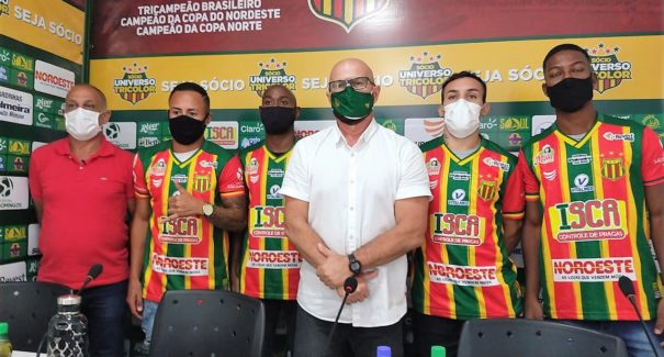 Sampaio oficializa contratação de seis reforços para a Série B do Brasileiro