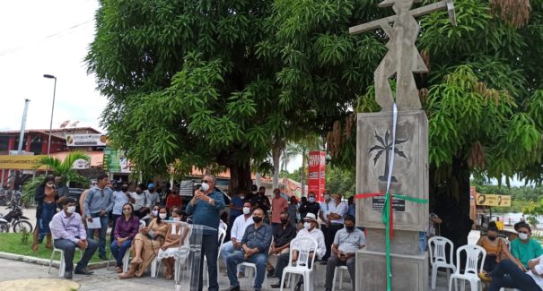 Estátua do Trabalhador é reinaugurada no último sábado em Barreirinhas