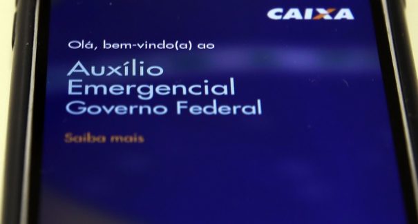 Caixa paga hoje auxílio emergencial a nascidos em outubro