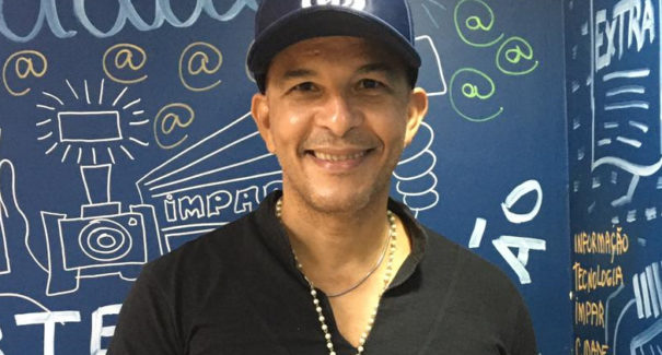 Cantor Joellson Braga anuncia sua carreira solo