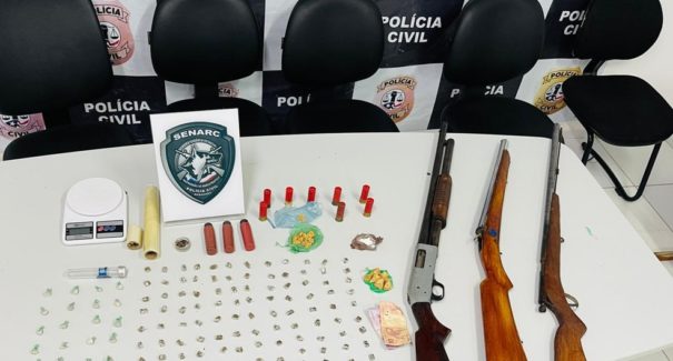 Duas pessoas são presas por tráfico de drogas e posse irregular de arma fogo