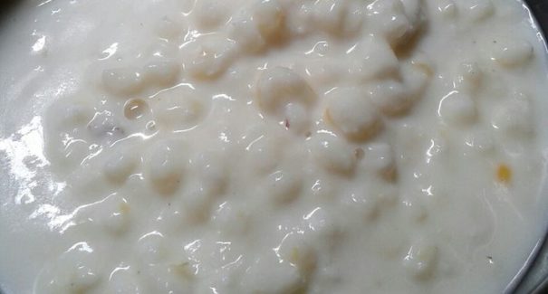 Aprenda a fazer um mingau de milho fácil