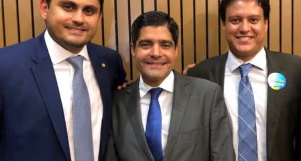 Felipe Camarão pode ir para o PT ou PSB