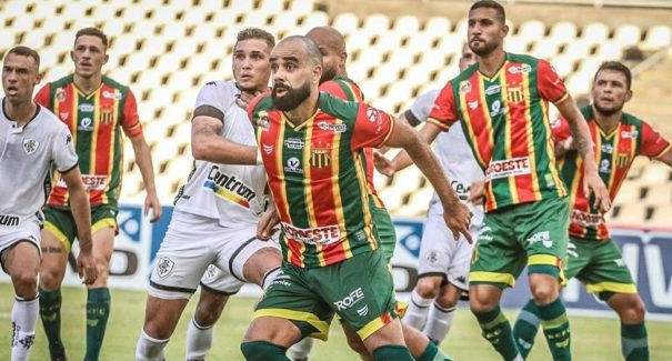 Sampaio vence Botafogo e entra no G-4 da Série B