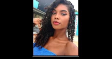 A jovem Erika Fernanda, de 17 anos, é encontrada em uma casa na Vila Kiola, em São José de Ribamar