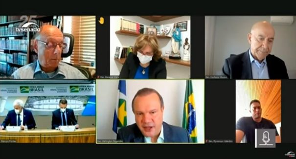 Vacinação de profissionais da educação é urgente, aponta debate