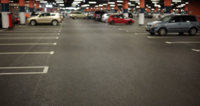 Consumidor deve ser ressarcido por danos e furtos causados a veículos em estacionamentos privados