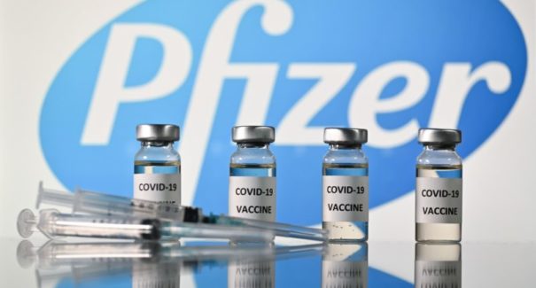 Anvisa pede explicação à Pfizer sobre 3ª dose de vacina