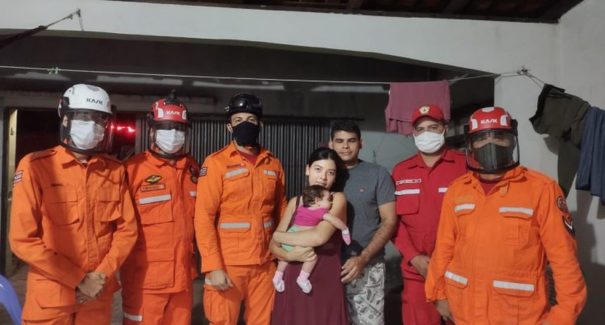 Bebê recém-nascido se engasga e é salvo por bombeiros em Chapadinha