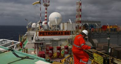 Petrobras assina acordo no pré-sal da Bacia de Santos