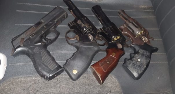 Grupo é preso por roubo de veículo e tentativa de execução em São Luís